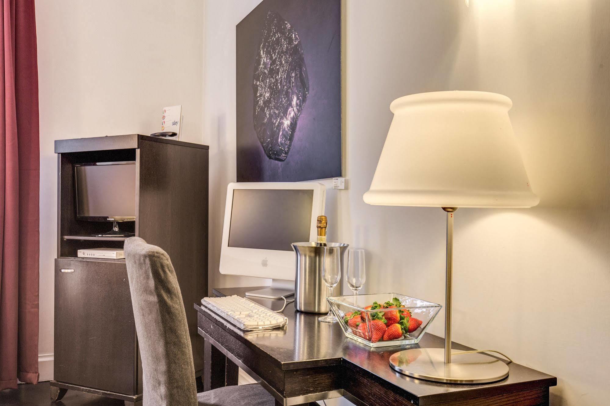 Residenza A -via Veneto Fashion -self Check-in Pensionat